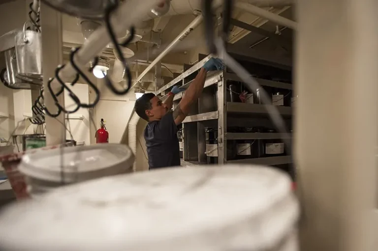 Marine paint shelf life: shelving in a ship paint locker